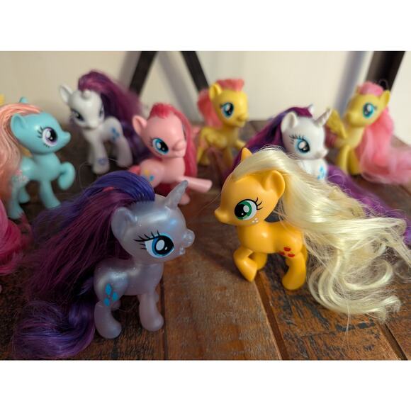 My Little Pony with Brushable Hair - Picture 2 of 14
